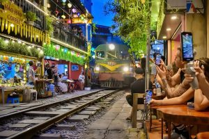 hanoi train street